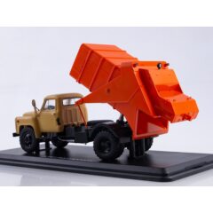 1:43 Масштабная модель Мусоровоз 53М (53)