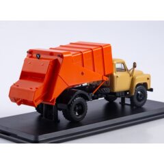 1:43 Масштабная модель Мусоровоз 53М (53)