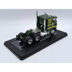 1:43 Масштабная модель седельный тягач PETERBILT 352 Pacemaker 1979 Green