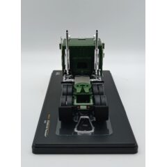1:43 Масштабная модель седельный тягач PETERBILT 352 Pacemaker 1979 Green