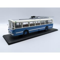 1:43 Масштабная модель Троллейбус ЗиУ-5 мороз с боксом