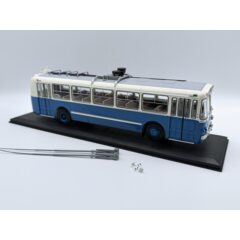 1:43 Масштабная модель Троллейбус ЗиУ-5 мороз с боксом