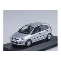 1:43 Масштабная модель FORD Fiesta V 5-door (2002), серебристый