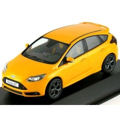 1:43 Масштабная модель Ford Focus ST 2011 Orange Metallic