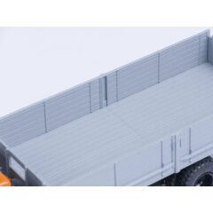 1:43 Масштабная модель ЯАЗ-210 бортовой, оранжевый/серый