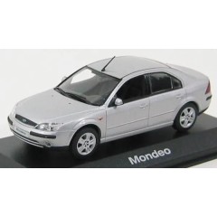 1:43 Масштабная модель Ford Mondeo Mkiii 2001 Silver