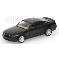1:43 Масштабная модель FORD MUSTANG GT - 2005 - BLACK