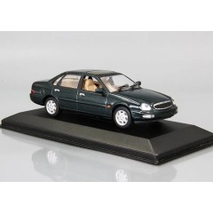 1:43 Масштабная модель Ford Scorpio Saloon green met.