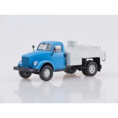 1:43 Автолегенды СССР Грузовики №4 - 51А Топливозаправщик