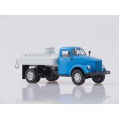 1:43 Автолегенды СССР Грузовики №4 - 51А Топливозаправщик