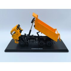 1:43 Масштабная модель КАМАЗ-6522 самосвал