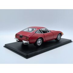1:24 Масштабная модель FERRARI 365 Gtb/4 1968