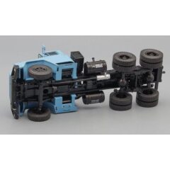 1:43 Масштабная модель КРАЗ 252 седельный тягач (1979-1990), голубой