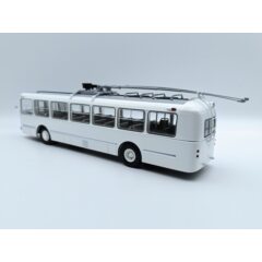 1:43 Масштабная модель Троллейбус ЗиУ-5 иней