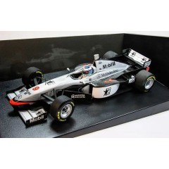 1:18 Масштабная модель McLaren Mercedes MP4/12 F1 №9 Mika Hakkinen 1997