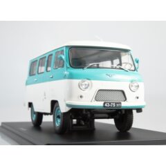 1:24 Легендарные Советские Автомобили №20 – УАЗ-452В