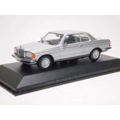 1:43 Масштабная модель Mercedes W123 Coupe 280 CE (silver)