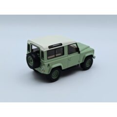 1:43 Масштабная модель LAND ROVER Defender 90 4х4 1995 Green/White