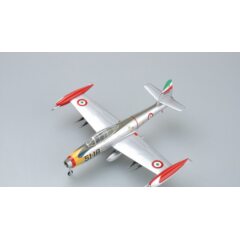 1:72 Масштабная модель Republic F-84G Thunderjet Display Model Aeronautica Militare Italiana Italy