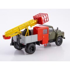 1:43 Масштабная модель ТВГ-15 (52)