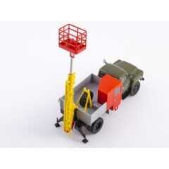 1:43 Масштабная модель ТВГ-15 (52)