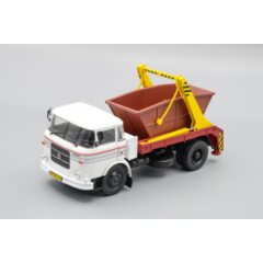 1:43 Kultowe Ciezarowki PRL-u №59 - Skoda-706 MTS Kontener