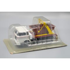 1:43 Kultowe Ciezarowki PRL-u №59 - Skoda-706 MTS Kontener