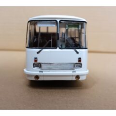 1:43 Масштабная модель Автобус ЛАЗ-695Н опал