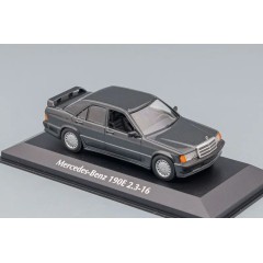1:43 Масштабная модель Mercedes-Benz 190 E 2,3-16 - 1984 (black met.)