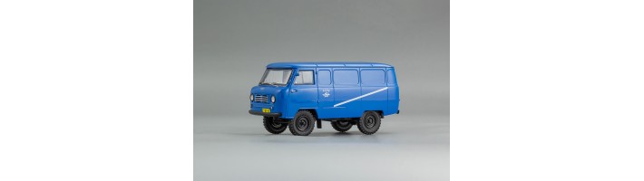 Советский автомобиль тип 450 «Post» от DIP Models!