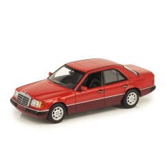 1:43 Масштабная модель MERCEDES-BENZ 230E - 1991 - RED