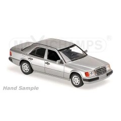 1:43 Масштабная модель Mercedes-Benz 230E 1991 (silver metallic)