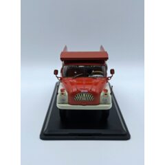 1:43 Масштабная модель Tatra-138-S1 самосвал