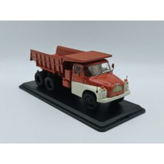 1:43 Масштабная модель Tatra-138-S1 самосвал