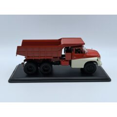 1:43 Масштабная модель Tatra-138-S1 самосвал