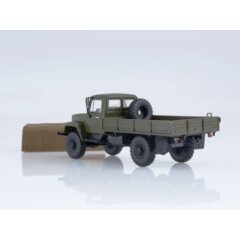 1:43 Масштабная модель 3308 бортовой с тентом