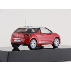 1:43 Масштабная модель Citroen DS3 Sport Chic - red/white 2011