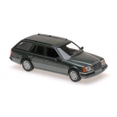 1:43 Масштабная модель Mercedes-Benz 300 TE (S124) (green metallic)