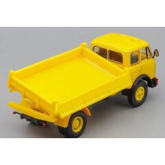 1:43 Масштабная модель МАЗ-511А самосвал с боковой разгрузкой, желтый
