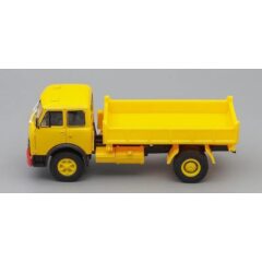 1:43 Масштабная модель МАЗ-511А самосвал с боковой разгрузкой, желтый