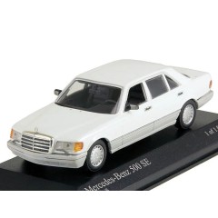 1:43 Масштабная модель Mercedes-Benz 500 SEL (W126) 1989 Articwhite