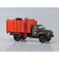 1:43 Масштабная модель КО-413 (130), поздний (хаки/оранжевый)