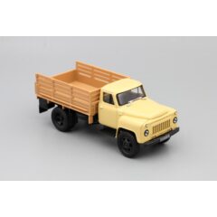 1:43 Масштабная модель Горький 52-05 бортовой (1975), бежевый