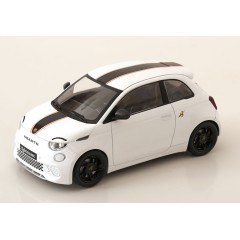 1:18 Масштабная модель FIAT 500e Abarth 2024 White