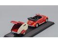 1:43 Масштабная модель VOLKSWAGEN Beetle Cabrio с каплевидным прицепом, красный