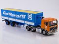 1:43 Масштабная модель Volvo F12 с полуприцепом Fruehauf Savoyarde