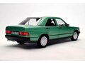 1:18 Масштабная модель MERCEDES-BENZ 190E (W201) 1982 Green Metallic