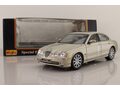 1:18 Масштабная модель Jaguar S Type 1999