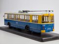 1:43 Масштабная модель Троллейбус ЗИУ-682Б, г. Москва, маршрут №35