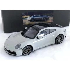 1:18 Масштабная модель Porsche 992 Carrera 4S (light grey)